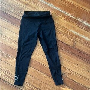 2XU Black Women's Compression Tights